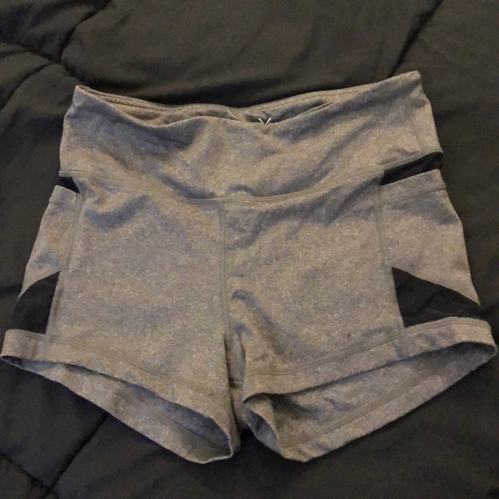 Grey spandex shorts w/ pockets